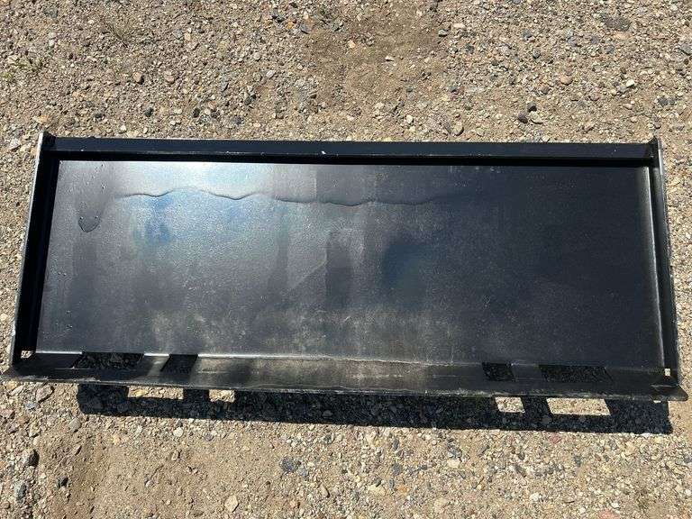 Receiver hitch plate