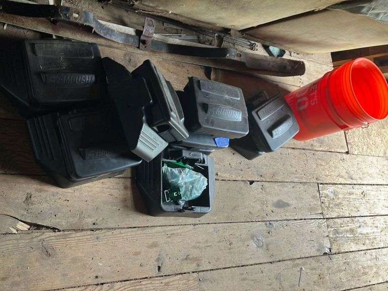Mouse Trap & Bait Stations