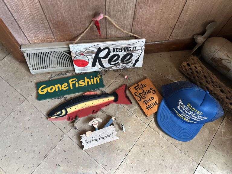 Collection of Talking Fish, Confederate Flag, Electric Silvertrol Motor, Wall Hangings