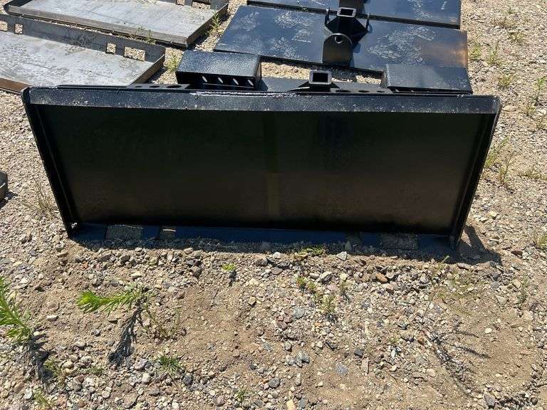 Receiver Hitch Skid Steer Plate with Chain Storage