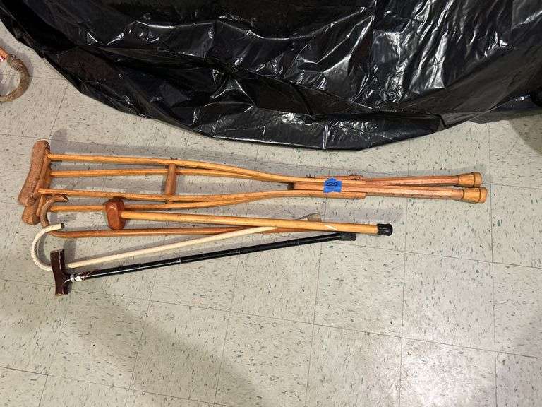 Canes & Crutches