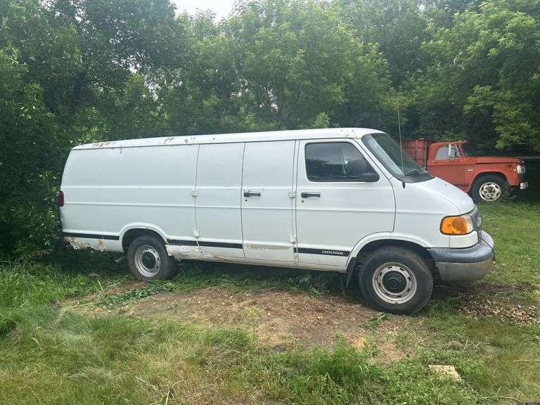 2001 Dodge Cargo Van