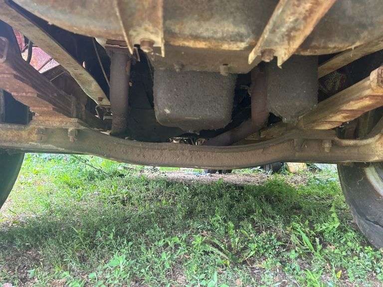 1969 Dodge D500 Grain Truck