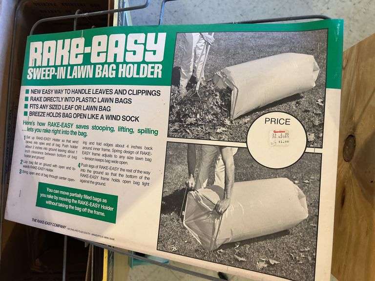 Electric Scissors Display Shelf & Several Lawn  Bag Holders