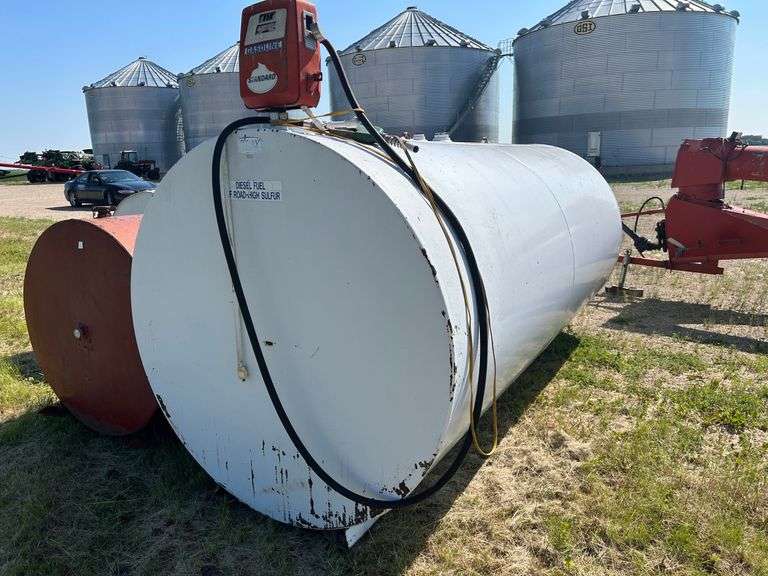 2000 Gallon Diesel Fuel Tank