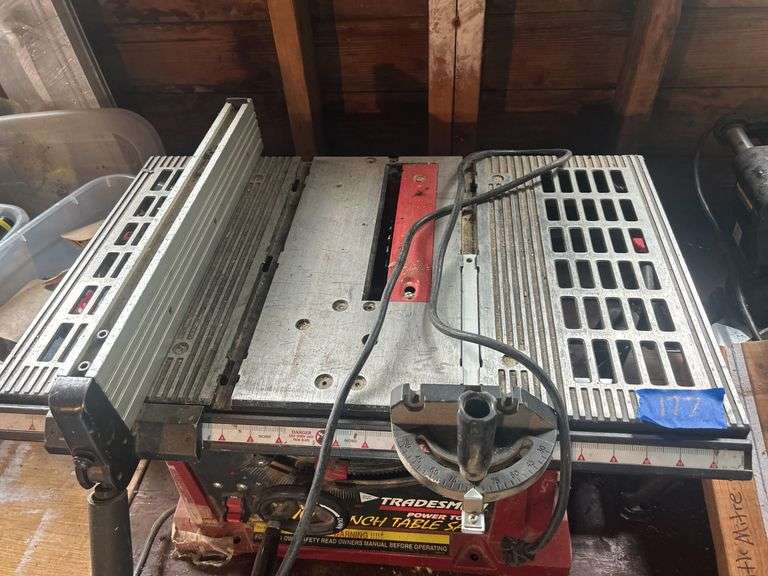 Tradesman 10-In Bench Table Saw