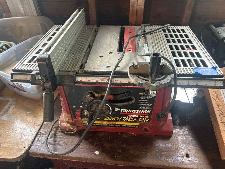 Tradesman 10-In Bench Table Saw