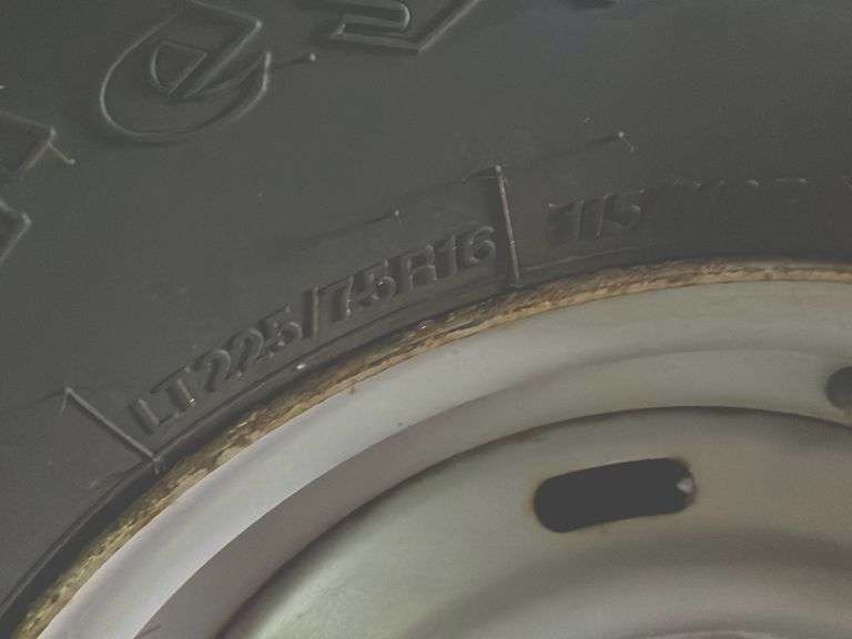 16-inch Pickup Tires