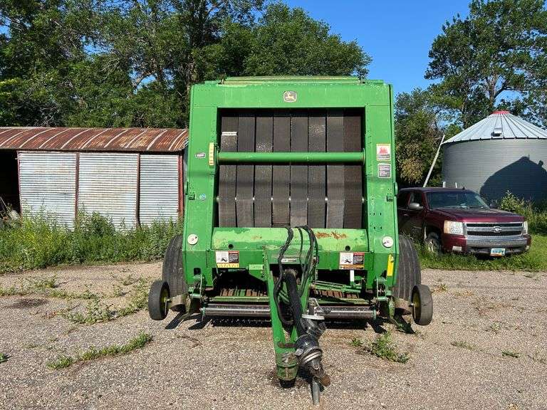 2007 JD 568 Round Baler Megawide Pickup - Net Wrap & Twine
