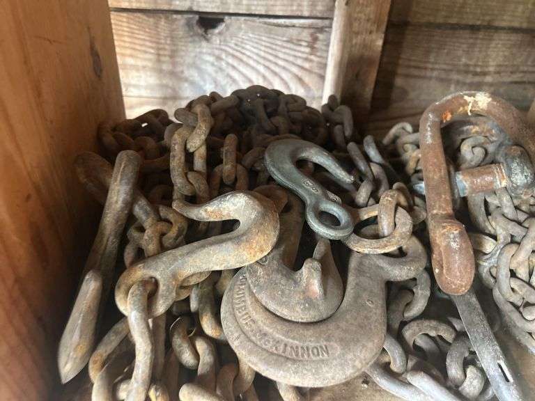 Sections of Chains with Hook Ends