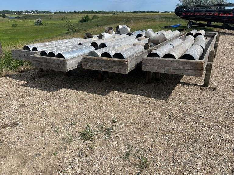 4 Wood Feed Bunks