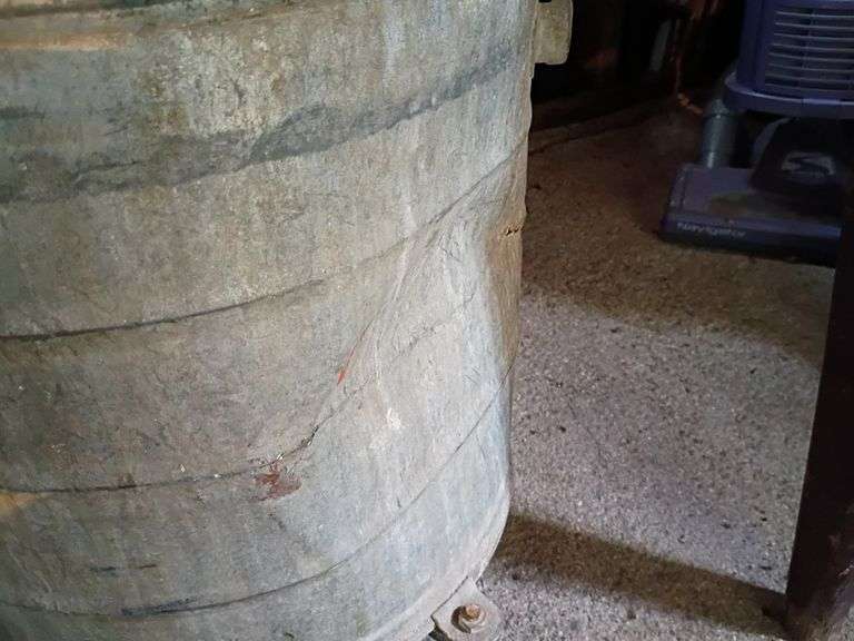 Metal Mop Bucket & Two Shop Vacs