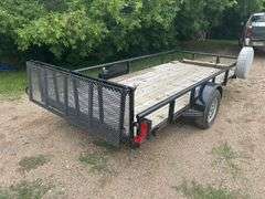 2015 Diamond C 14 Ft Flatbed Trailer