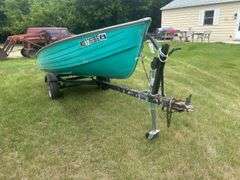 14 Ft Crestliner Boat