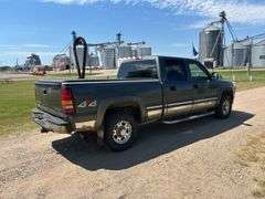 2002 Chevy Silverado 1500HD 6.5 Ft Box