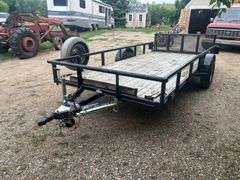 2015 Diamond C 14 Ft Flatbed Trailer