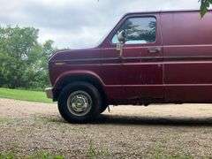 1988 Ford Econoline 150 Van