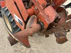 Ditch Witch 7610 4x4 Trencher W/Backhoe, Cable plow & Backfill Blade