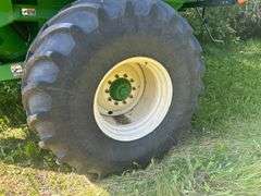 2013 Brent 1082 Grain Cart