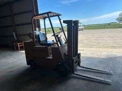 Allis Chalmers Propane Forklift