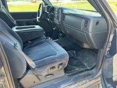 2002 Chevy Silverado 1500HD 6.5 Ft Box