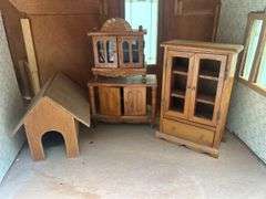 Dollhouse, Tote Of Dolls & Decor
