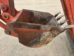 Ditch Witch 7610 4x4 Trencher W/Backhoe, Cable plow & Backfill Blade