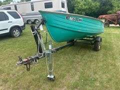 14 Ft Crestliner Boat