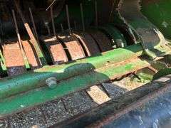 2007 JD 568 Round Baler Megawide Pickup - Net Wrap & Twine