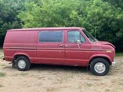 1988 Ford Econoline 150 Van