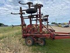 28ft IH 55 Chisel Plow