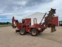 Ditch Witch 7610 4x4 Trencher W/Backhoe, Cable plow & Backfill Blade