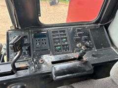 Case-IH 1688 Combine
