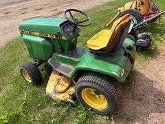 JD 317 Lawn Tractor