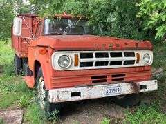 1969 Dodge D500 Grain Truck