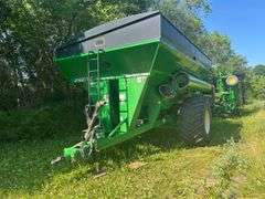 2013 Brent 1082 Grain Cart