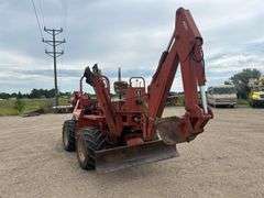 Ditch Witch 7610 4x4 Trencher W/Backhoe, Cable plow & Backfill Blade