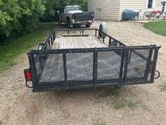 2015 Diamond C 14 Ft Flatbed Trailer