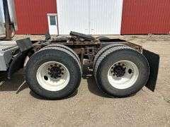 2001 IH 9100 Day Cab Semi Truck