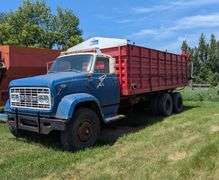 1967 GMC 7500 Grain Truck
