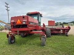 Case IH 8825 Self-Propelled Swather