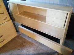 Chest of Drawers plus Head & Footboards