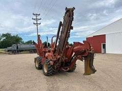 Ditch Witch 7610 4x4 Trencher W/Backhoe, Cable plow & Backfill Blade