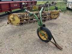John Deere Side Delivery Rake