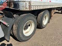 2001 IH 9100 Day Cab Semi Truck