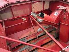 Case-IH 1688 Combine