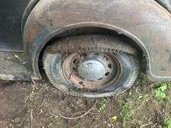 1936 Plymouth 2 Door Hardtop - Project Car with Parts