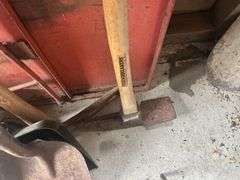 Garden Equipment, Hand Tools, & Truck Box Grain Door