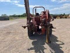Ditch Witch 7610 4x4 Trencher W/Backhoe, Cable plow & Backfill Blade