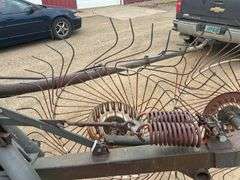 8 Wheel Rake